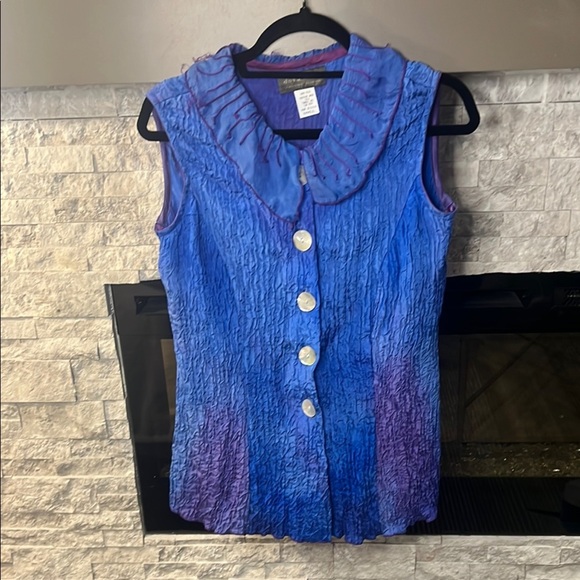 Silk size Small Blue and Purple Sleeveless Blouse with Ruffled Peter Pan Collar - Picture 1 of 7